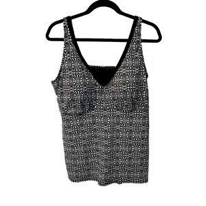 Swimsuits for All black & white patterned Tankini top 24 swim top plus size